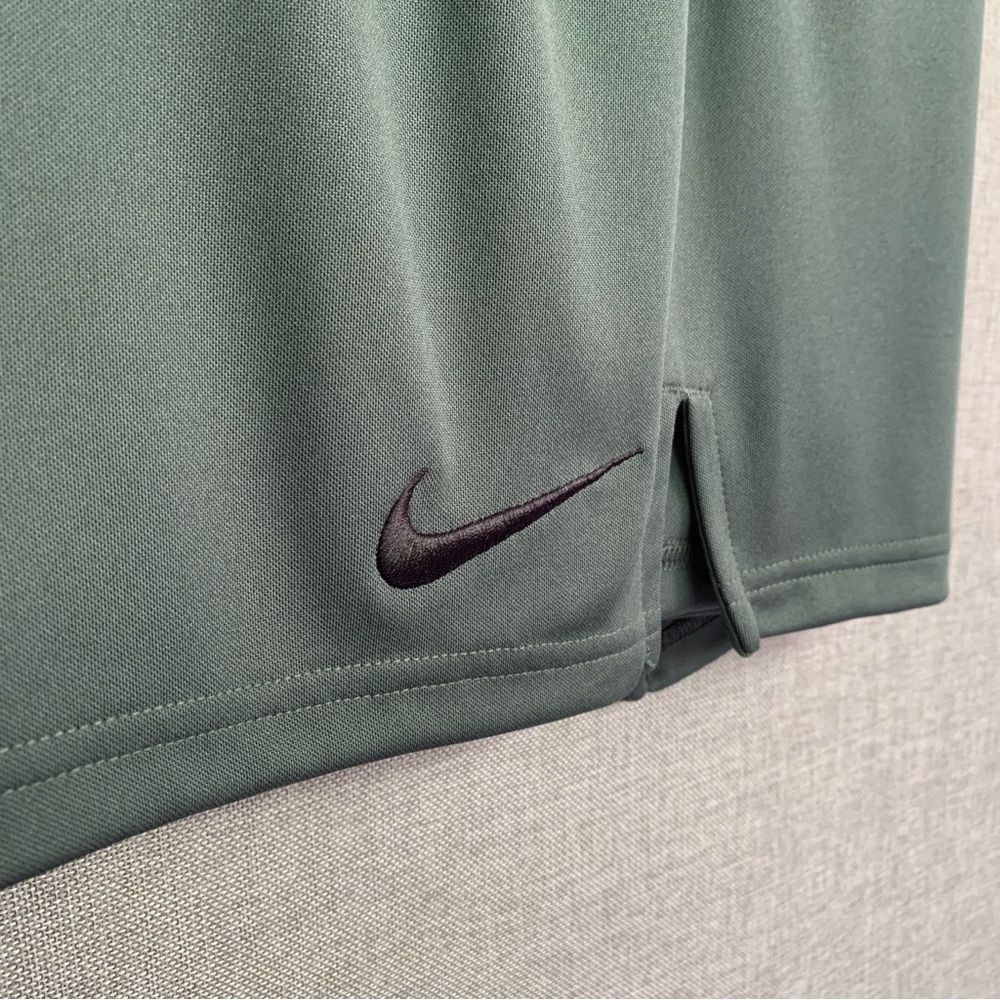 NIKE Dri-FIT 7” Totality Lightweight Men’s Shorts LARGE Green NWT